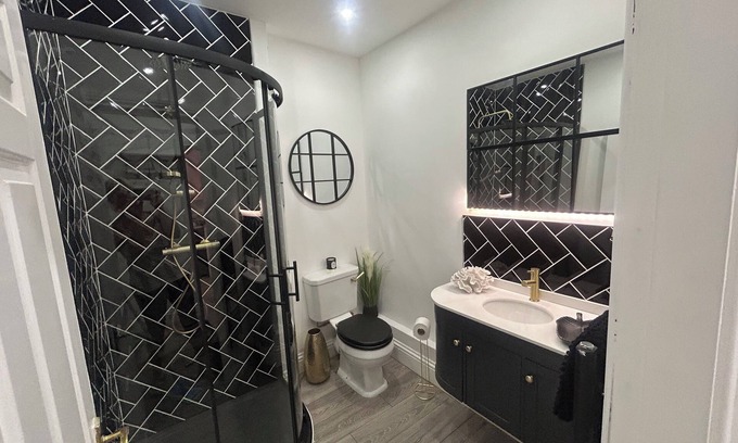 Corbridge Apartment | Central Corbridge 2 bed Apartment next to St Andrews Church and the Market Place
