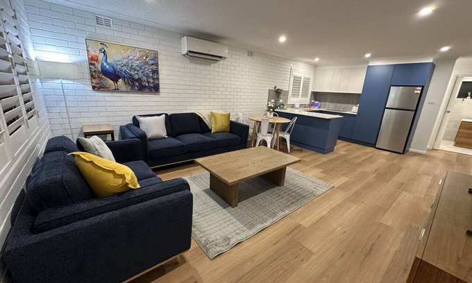 Wagga Wagga Apartment | Central Cullen Apartments # 4