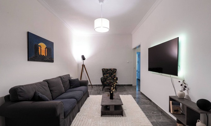 Patras Apartment | Central Elegant Flat in Patras with beautiful balcony and view