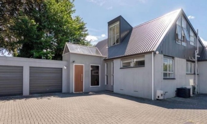 Rotorua House | Central, family sized and private on Devon Street!