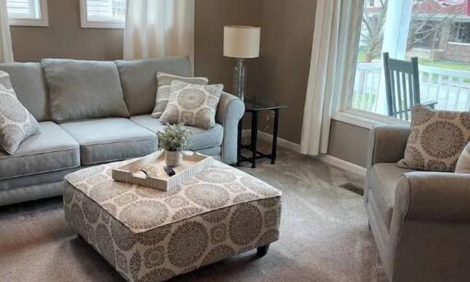 Bluffton House | Central HousenHome Away From Home!