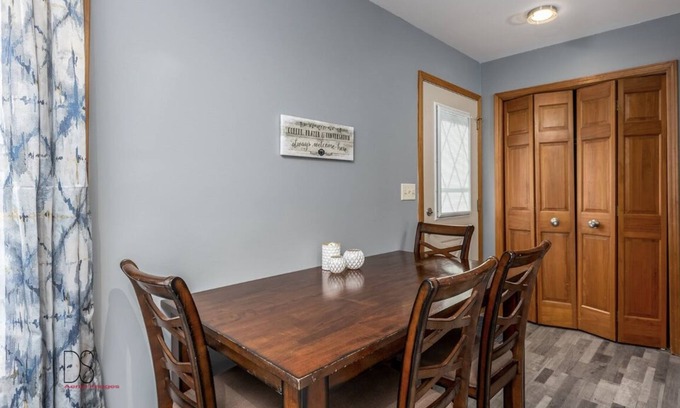 Graymont Villa | Central IL Peaceful Getaway - Pet Friendly!