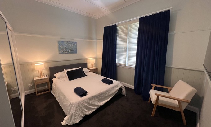 Lismore House | Central Lismore 2 bedroom apartment