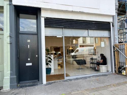 Notting Dale Apartment | Central London Studio Sleeps 1