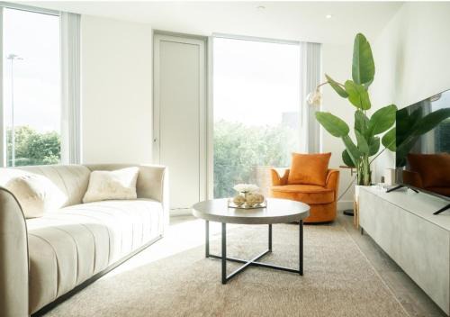 Castlefield Apartment | Central Manchester Skyline