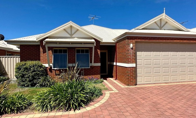 Busselton House | Central on Kent Busselton