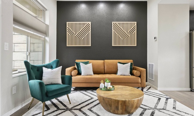 Northfield House | Central Park 2BR–Minutes to DIA & RTD-Summer Open