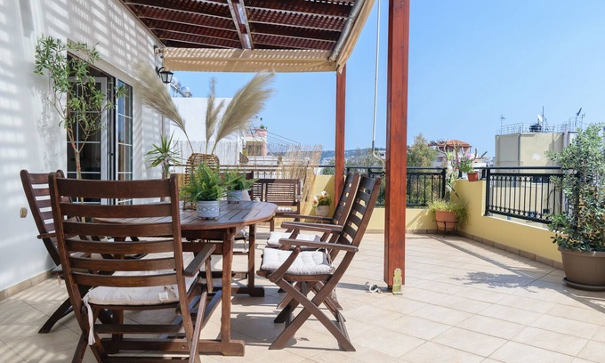 Nea Chora Apartment | Central Penthouse in quiet neighborhood near sandy beach