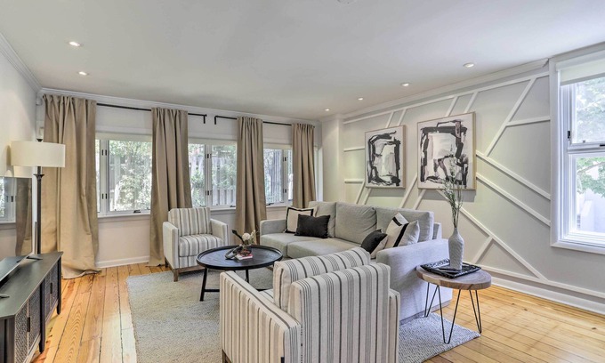Washington Square West House | Central Philly Townhome w/Patio & City Views!
