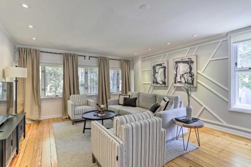Washington Square West House | Central Philly Townhome with Patio and City Views!