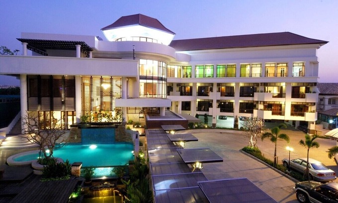 Samut Sakhon Hotel | Central Place Hotel