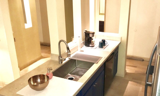 Mission Valley West Condo | Central, remodeled condo!