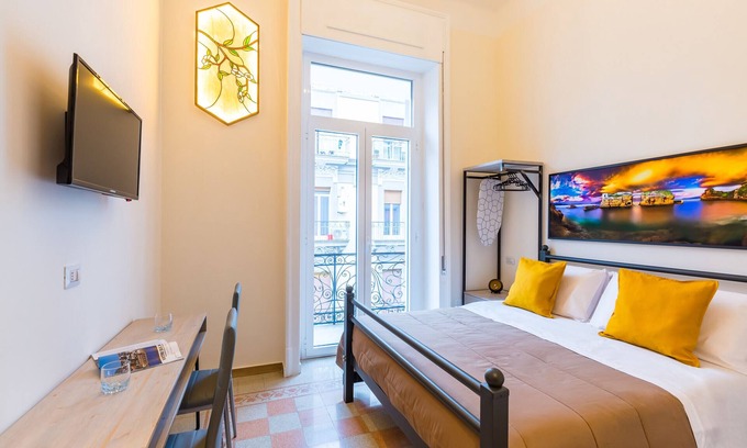 Vasto Bed & Breakfast | Central Station - Apartments & Suites - Gaiola