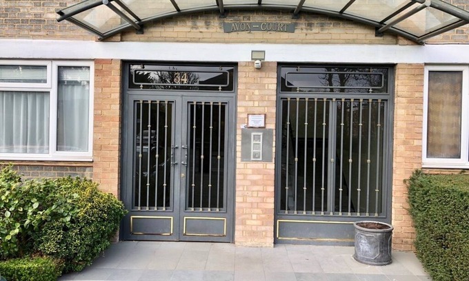 East Putney Apartment | Central Studio close to East Putney tube station