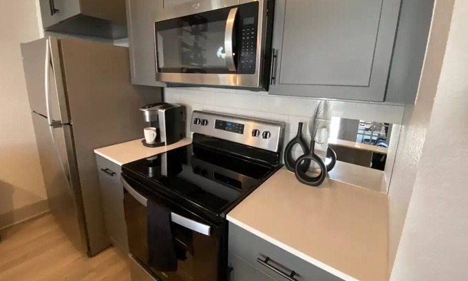 East Ybor Apartment | Central Studio Downtown Tampa