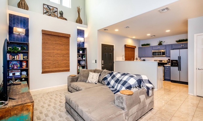 Amphi Condo | Central Tucson, family friendly get away, pet friendly and spacious.