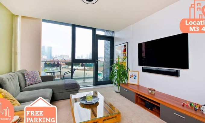 Castlefield Apartment | Central Water-Side Flat by City SuperHost