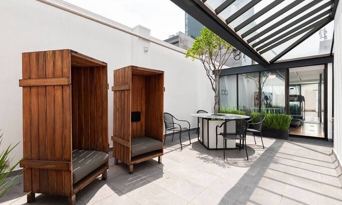 Colonia Cuauhtemoc Apartment | Centrally Located Loft Steps from Paseo de la Reforma
