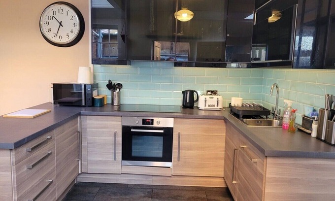 Leamington Spa House | Centrally located townhouse