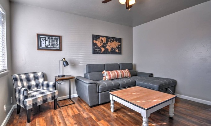 Grand Junction House | Centrally Located, Modern Townhome! Pet Friendly! Fast WiFi