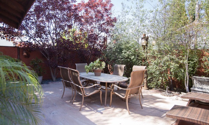 Mid City House | Centrally located! 15 min. to beach, patio, pet friendly & families welcome!