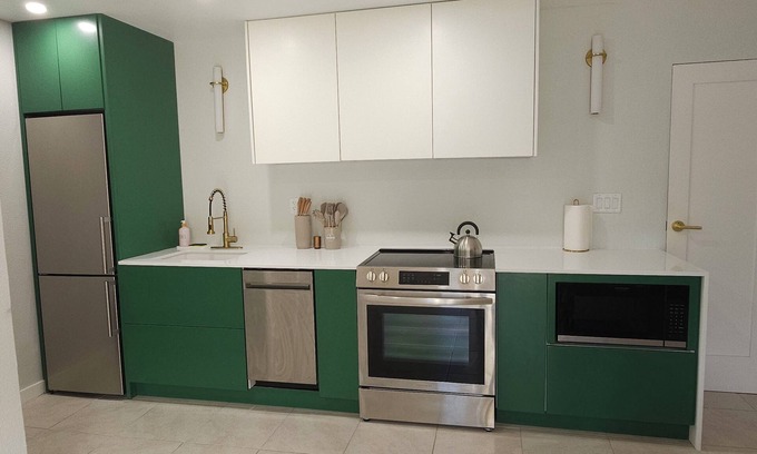 Bahamas Terrace Apartment | Centrally located 2-bed unit w/washer/dryer, Wi-Fi, pool, and nearby dining.