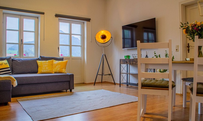 Schliersee Apartment | Centrally located apartment with mountain and lake views. 5 min. from the lake.