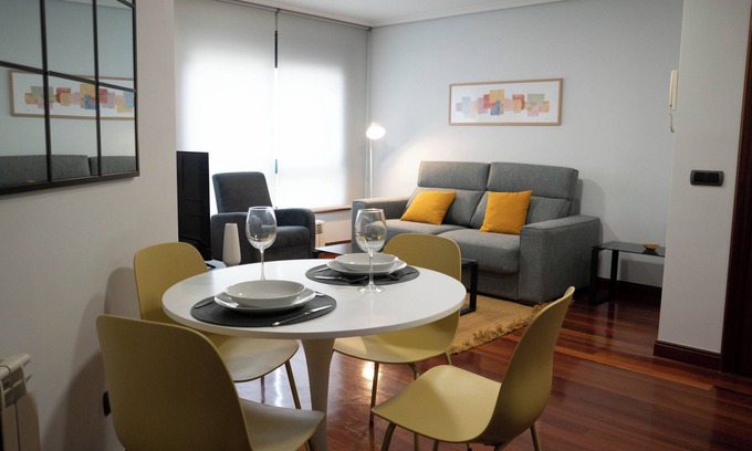 Casco Vello Apartment | Centrally located apartment in Vigo 5 minutes from Puerta del Sol