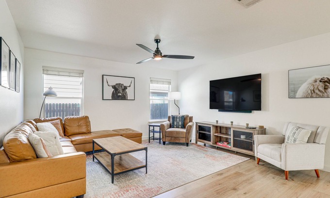 Austin House | Centrally Located Austin Home w/Private Patio!