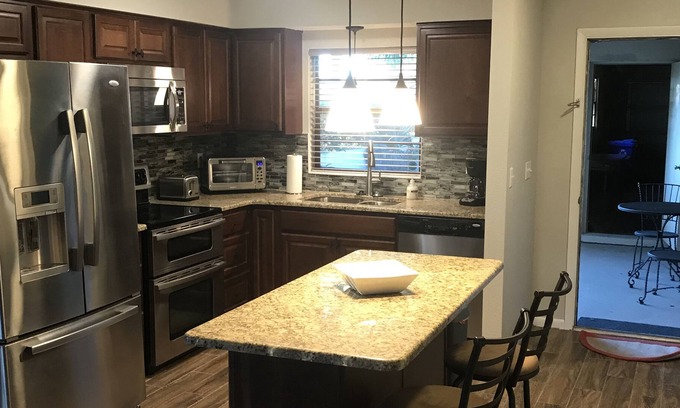 Lake Somerset House | Centrally located between Orlando and Tampa. Short drive to major theme parks.