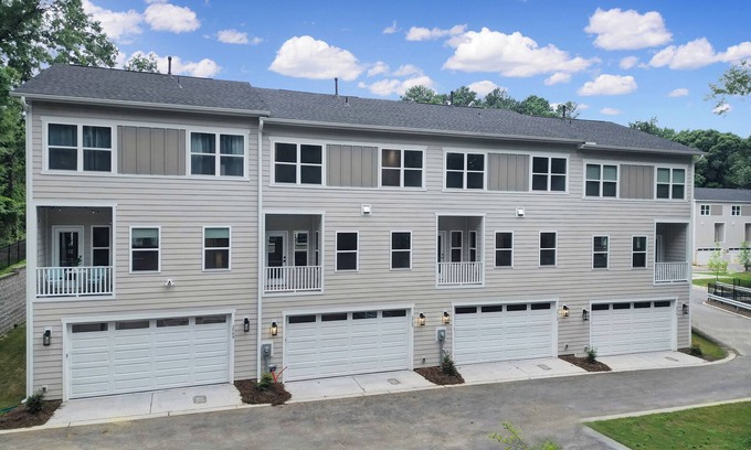 Charlotte House | Centrally Located Haven with Charlotte’s Signature Style