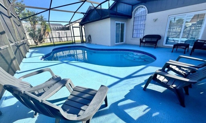Indian Wells House | Centrally Located Pool Home near Disney