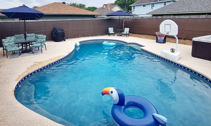 Deer Park House | Centrally located WITH a pool and hot tub!