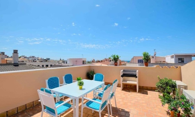 El Molinar House | Centrally Town House "Villa José" with Terrace