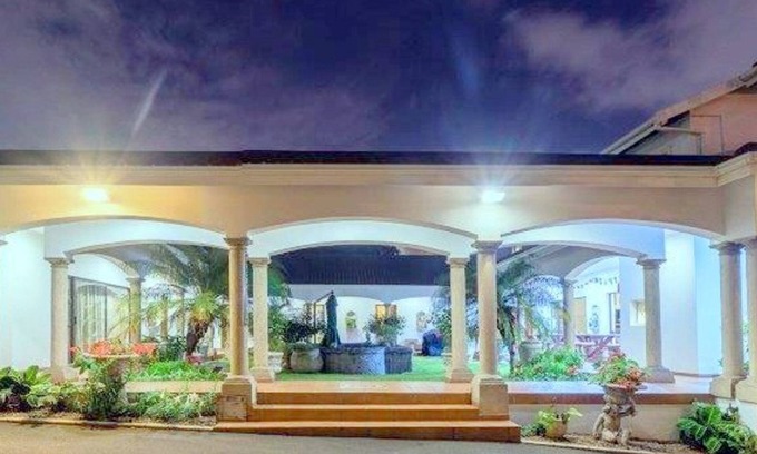 Durban North Bed & Breakfast | Centre Court B & B