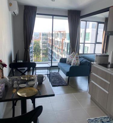 Wichit Apartment | Centrio Condominiums Top Floor with Pool and Garden view