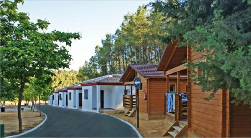 Benameji Other | CENTRO DE OCIO ALÚA Bungalows Camping Rafting Benamejí