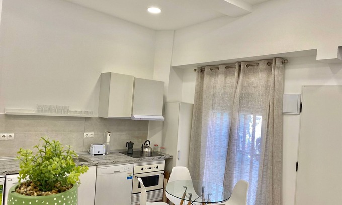 Almendrales Apartment | Centro Madrid Rio Monederos 48