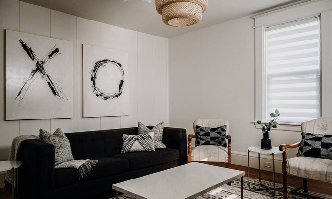 Campbellton Apartment | Century charm 2