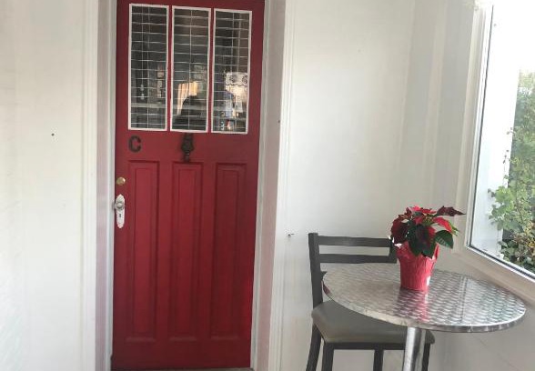 Frankford Bed & Breakfast | Century home Loft studio