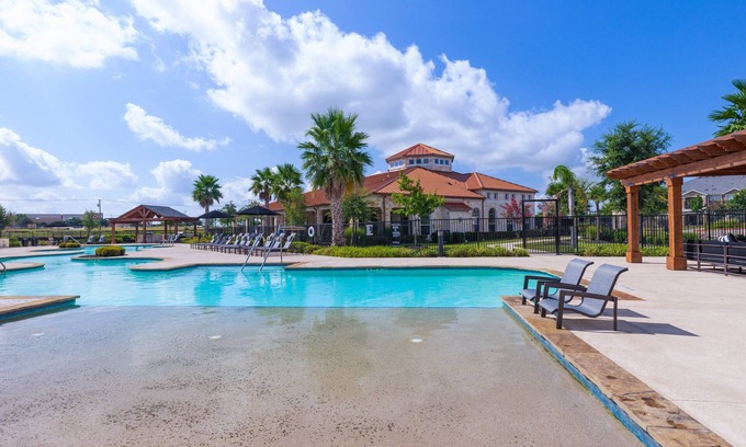 Pflugerville Apartment | Century Stone Hill North