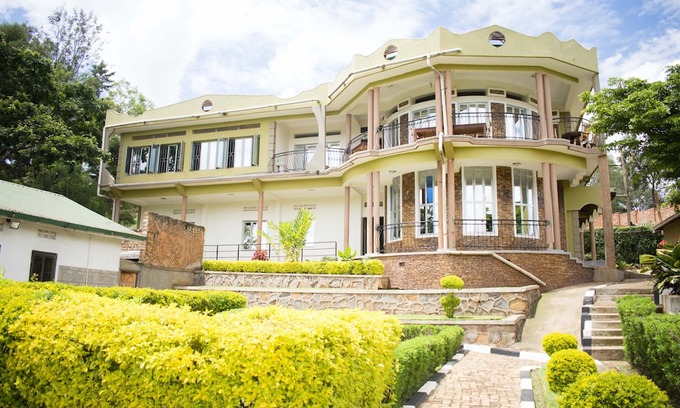 Kabale Hotel | Cepha's Inn