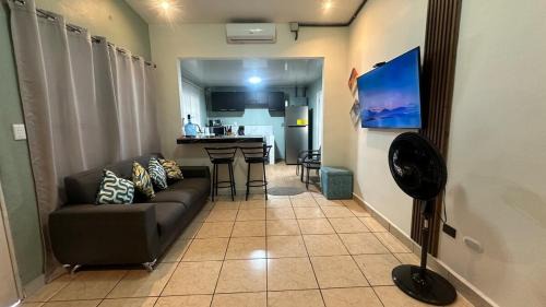 La Union Apartment | Cerca de todo en La Union
