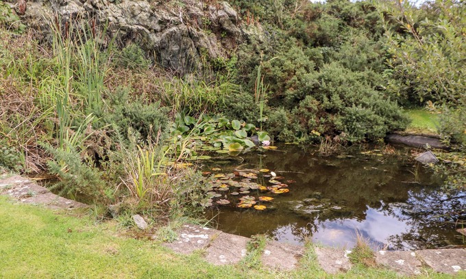 Rhoscolyn Cottage | Cerrig