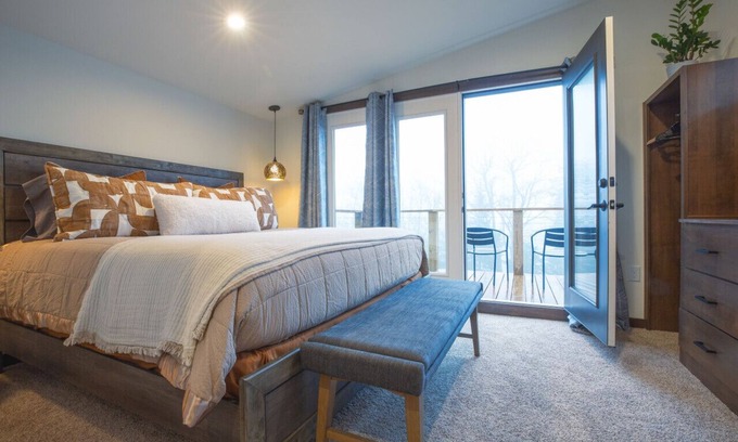 Snowshoe House | Cerulean House-Cozy new construction on Snowshoe Mountain
