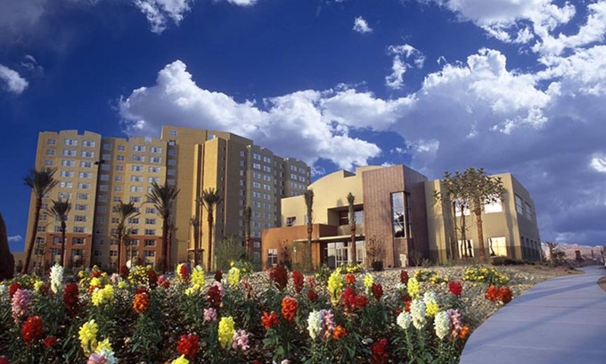 Enterprise Resort | CES - Resort condo for 4 or 8 guests in 2 units , FREE WiFi, FREE pkg