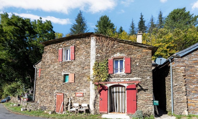 Saint-Germain-de-Calberte House | Cevennes Stone Retreat