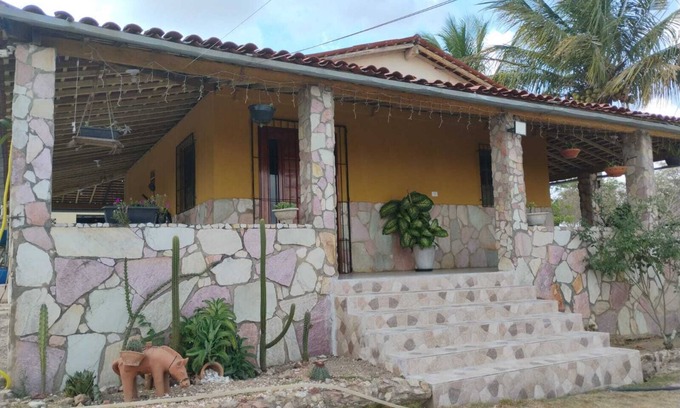 Bezerros Hotel | Chácara/Casa Para Finais de Semana Com Piscina em Bezerros - PE