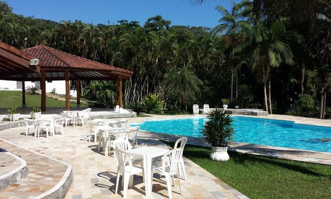 Peruibe House | Chácara Pimentão Vermelho