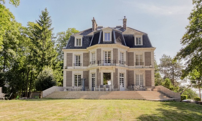 Avesnes-en-Bray Bed & Breakfast | Château d'Avesnes Le Castelet